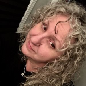 Meet your Posher, Regina